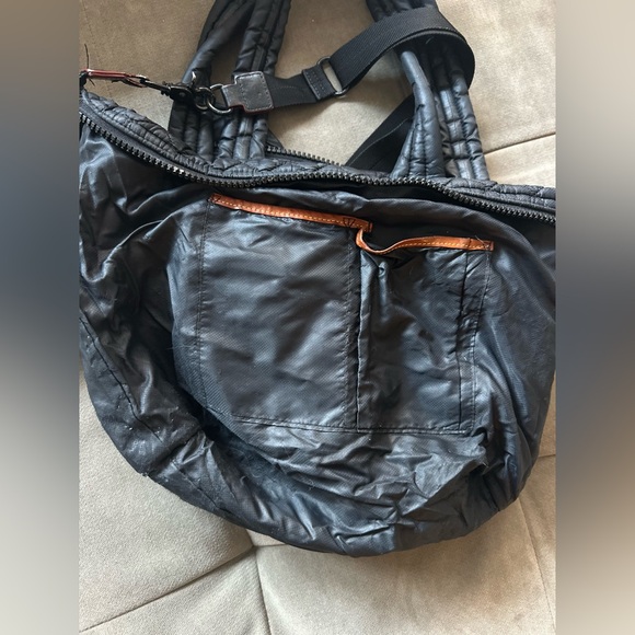 MZ Wallace Black Oxford Quilted Medium Sutton Tote Bag - Picture 11 of 12